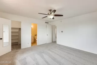 Photo #3: 6911205 Listing