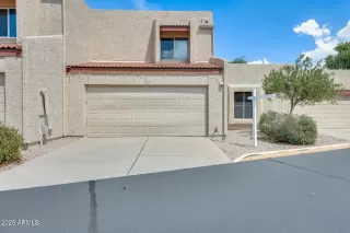 Photo #4: 6911205 Listing