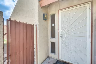 Photo #6: 6911205 Listing