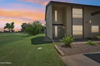 Photo #3: 6911236 Listing 