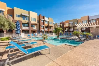 Photo #2: 6911334 Listing 