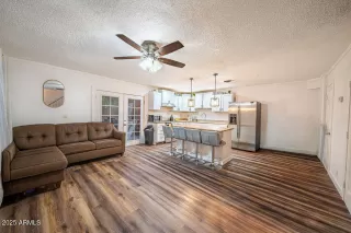 Browse active condo listings in HALLCRAFT