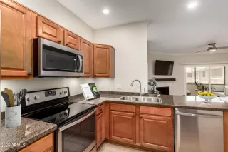 Photo #6: 6911563 Listing 