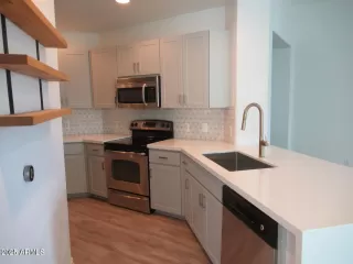 Photo #1: 6911643 Listing 