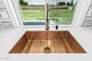 Photo #3: 6911796 Listing 