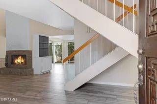 Photo #3: 6911875 Listing