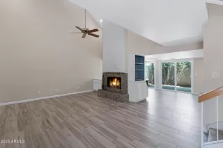 Photo #4: 6911875 Listing