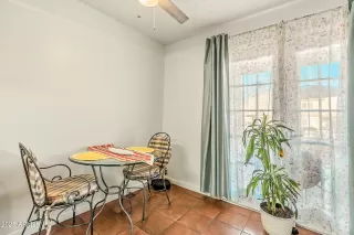 Photo #6: 6911925 Listing