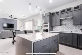 Photo #4: 6912010 Listing