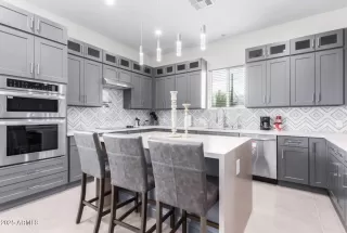 Photo #6: 6912010 Listing