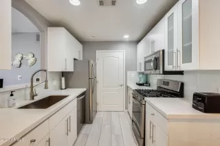 Photo #2: 6912092 Listing 