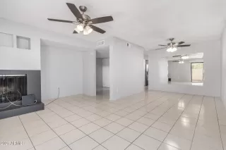 Photo #5: 6912095 Listing