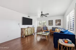 Photo #1: 6912123 Listing 