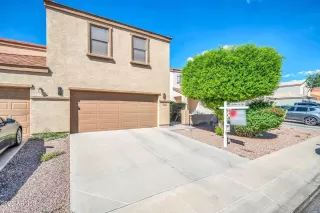 More Details about MLS # 6912211 : 7036 W LINCOLN STREET