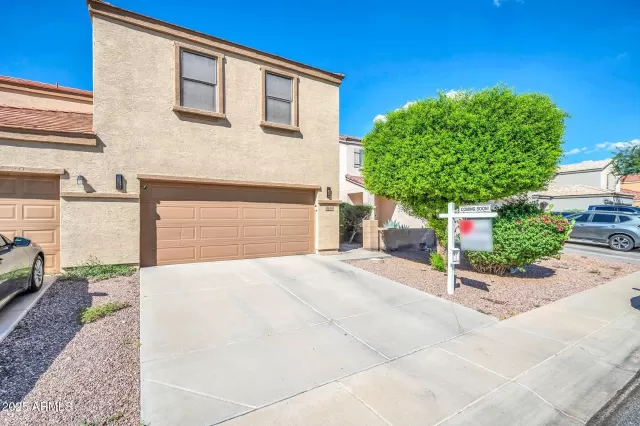 MLS: 6912211 Condo For Sale