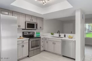 Photo #2: 6912230 Listing 