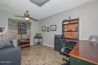 Photo #5: 6912286 Listing