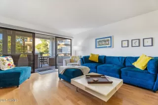 Photo #6: 6912475 Listing 