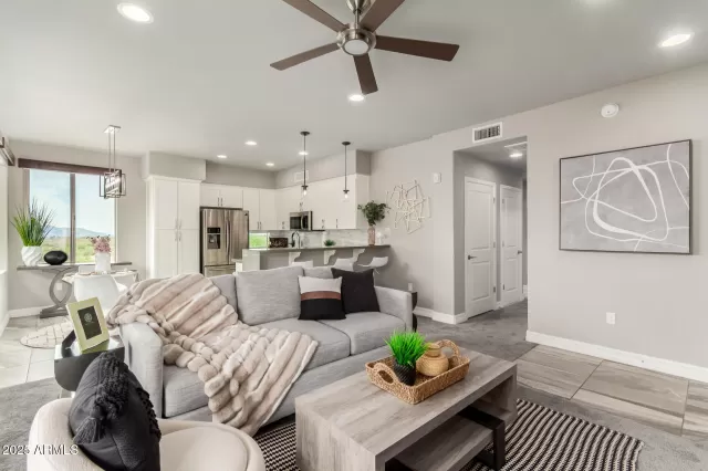 MLS: 6912557 Condo For Sale