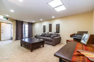 Photo #2: 6912589 Listing 