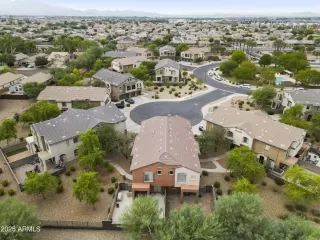 Photo #3: 6912592 Listing