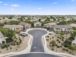 Photo #4: 6912592 Listing