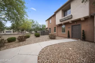 Photo #5: 6912592 Listing