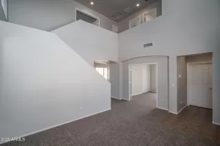 Photo #6: 6912665 Listing 