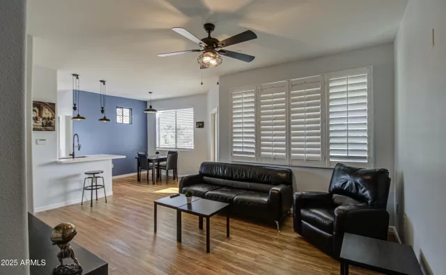 MLS: 6912724 Condo For Sale