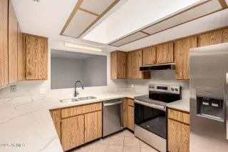 Photo #4: 6912744 Listing