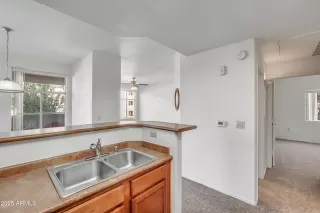 Photo #6: 6912752 Listing 