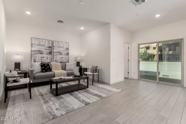 MLS: 6912764 Condo For Sale