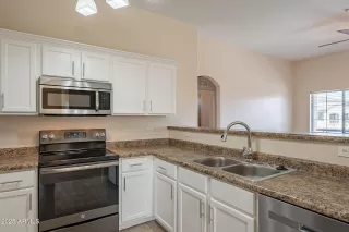 Photo #2: 6912835 Listing 