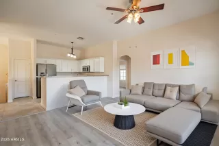 Photo #3: 6912835 Listing 