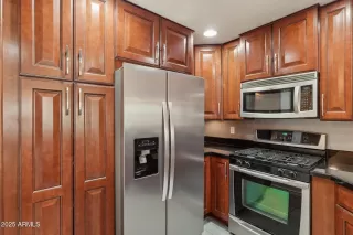 Photo #2: 6912972 Listing 