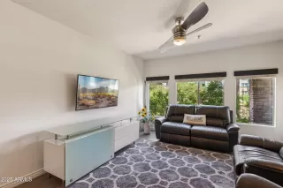 Photo #5: 6912972 Listing 