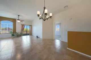 Photo #4: 6913086 Listing