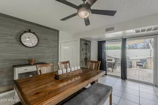 Photo #4: 6913092 Listing 