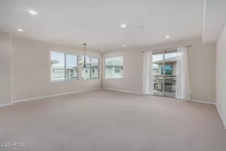 Photo #5: 6913138 Listing 