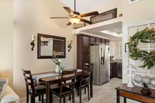 Photo #3: 6913258 Listing