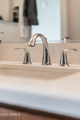 Photo #2: 6913286 Listing