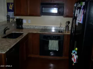 Photo #3: 6913297 Listing