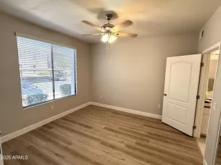 Photo #6: 6913301 Listing 