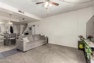 Photo #3: 6913332 Listing 