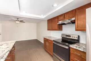 Photo #4: 6913393 Listing