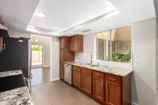 Photo #5: 6913393 Listing