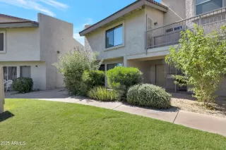 Photo #1: 6913432 Listing 