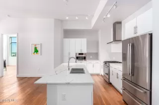 Photo #4: 6913487 Listing 