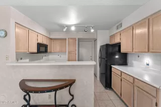 Photo #3: 6913512 Listing