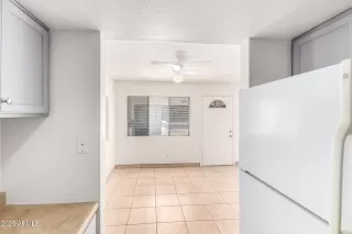 Photo #6: 6913566 Listing 